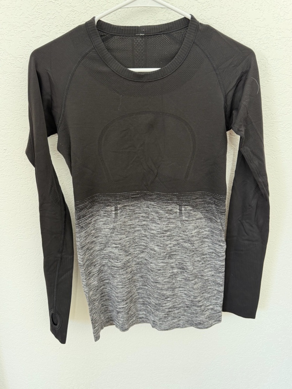 Lululemon Ombre Seamless Long Sleeve Top - Black to Gray